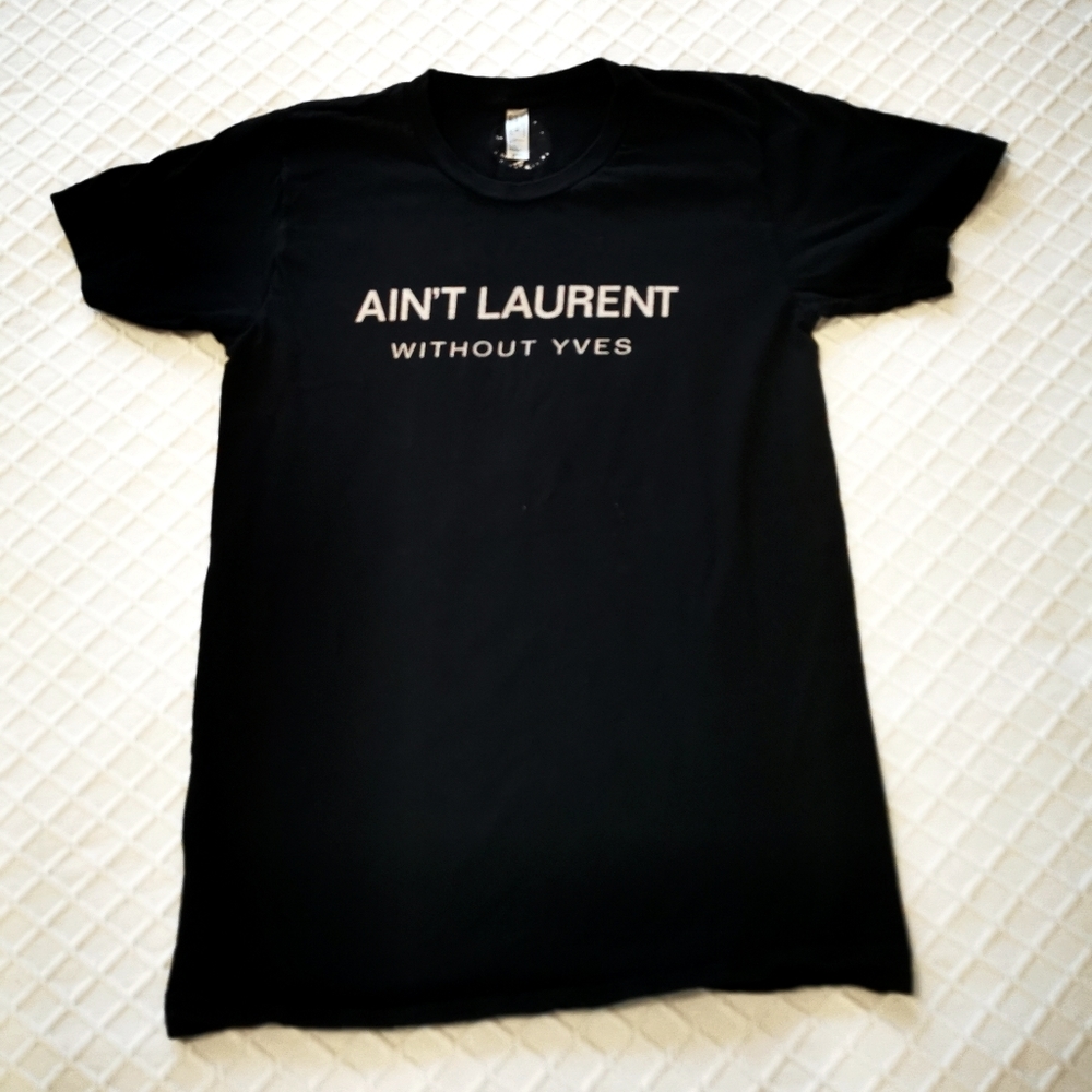 Black tee